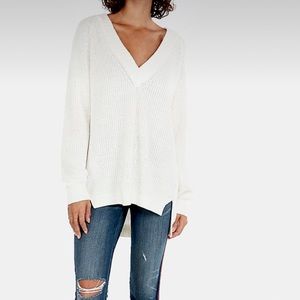 Old navy white v neck knit sweater